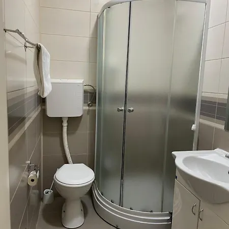 Garni Hamburg Hotel 2*